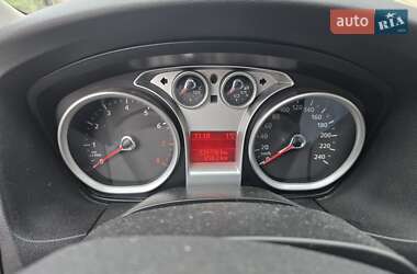 Ford Focus 2010 Ford Focus 2010