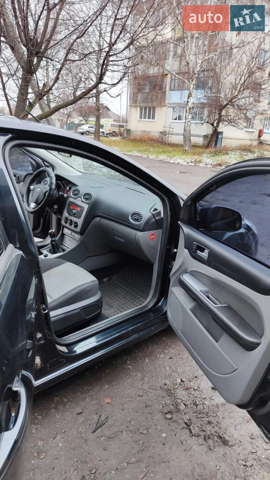2011 Ford Focus - мініатюра 16