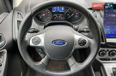 Хэтчбек Ford Focus 2014 в 