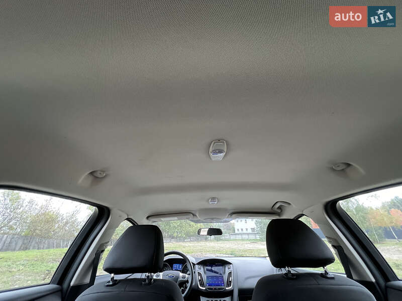 Хэтчбек Ford Focus 2014 в Киеве