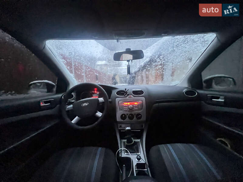 Седан Ford Focus 2008 в Львові