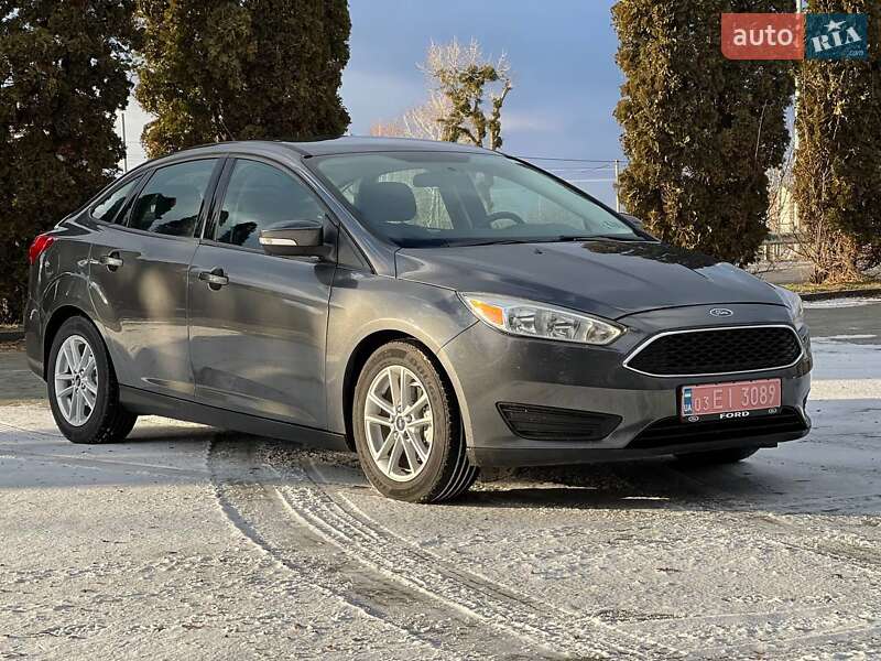 Седан Ford Focus 2018 в Дубні