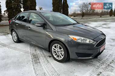 Седан Ford Focus 2018 в Дубні