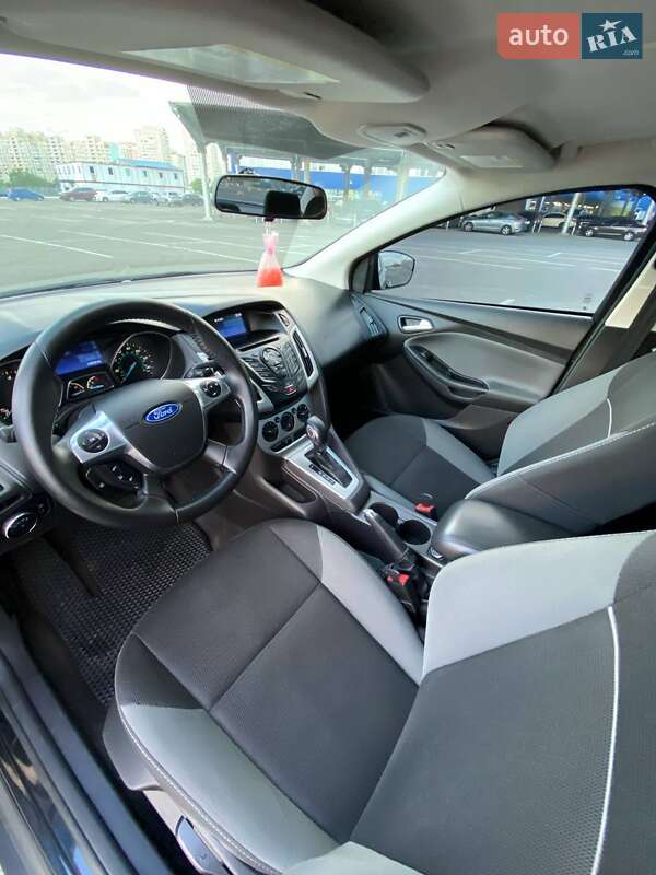 Седан Ford Focus 2014 в Киеве фото 3 Седан Ford Focus 2014 в Киеве