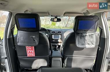 Хэтчбек Ford Focus 2007 в 