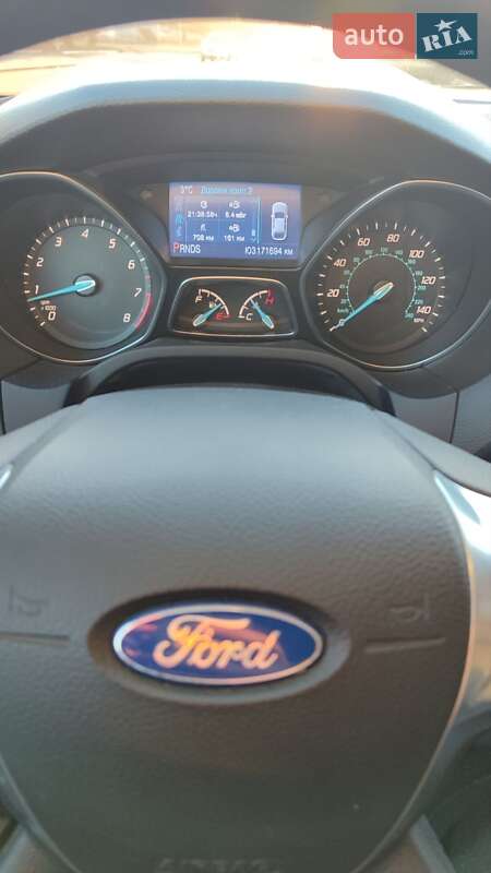 Хетчбек Ford Focus 2014 в Чернівцях фото 12 Хетчбек Ford Focus 2014 в Чернівцях