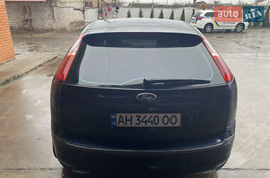 Хетчбек Ford Focus 2006 в Ромнах