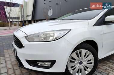 Универсал Ford Focus 2015 в Киеве