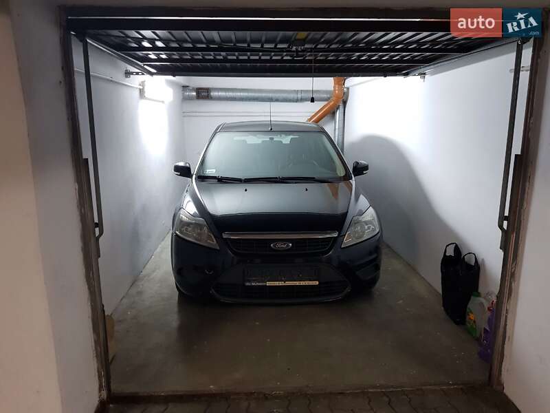 Хетчбек Ford Focus 2008 в 