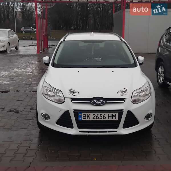 Универсал Ford Focus 2014 в Луцке фото 2 Универсал Ford Focus 2014 в Луцке