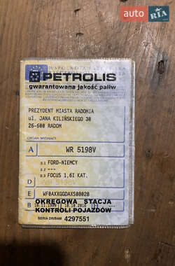 Хэтчбек Ford Focus 1999 в 
