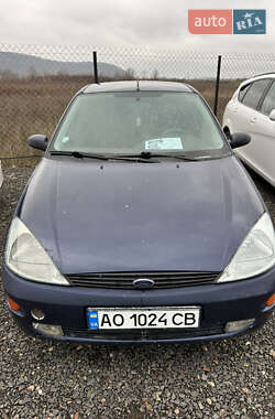 Хэтчбек Ford Focus 1999 в Хусте