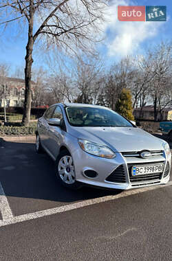 Седан Ford Focus 2013 в Кам'янському