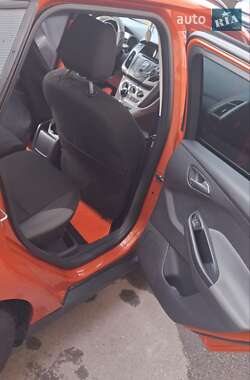 Универсал Ford Focus 2011 в 