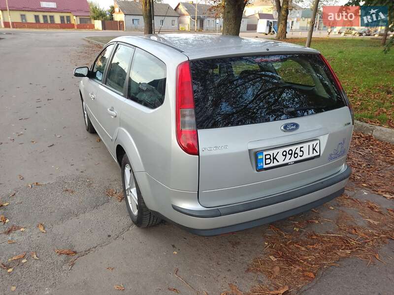 Универсал Ford Focus 2006 в Дубно