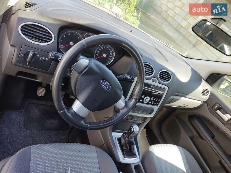 Универсал Ford Focus 2006 в Дубно