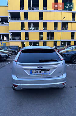 Хэтчбек Ford Focus 2010 в Киеве