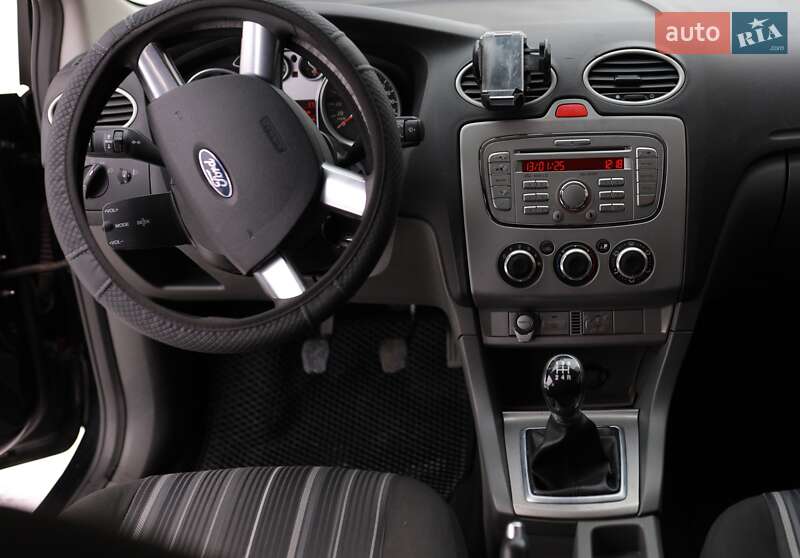 Хэтчбек Ford Focus 2008 в Тернополе