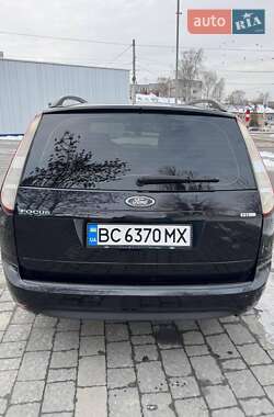 Универсал Ford Focus 2010 в 