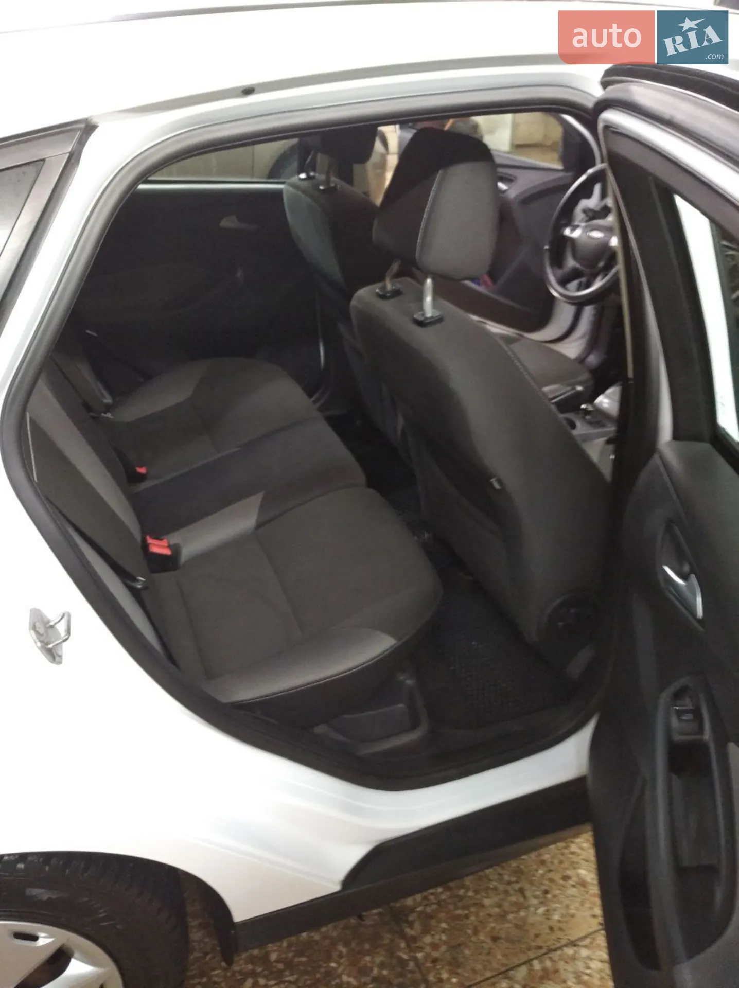 2012 Ford Focus - мініатюра 10