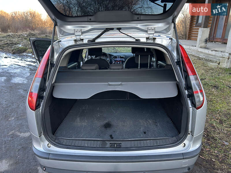 Универсал Ford Focus 2006 в Дубно