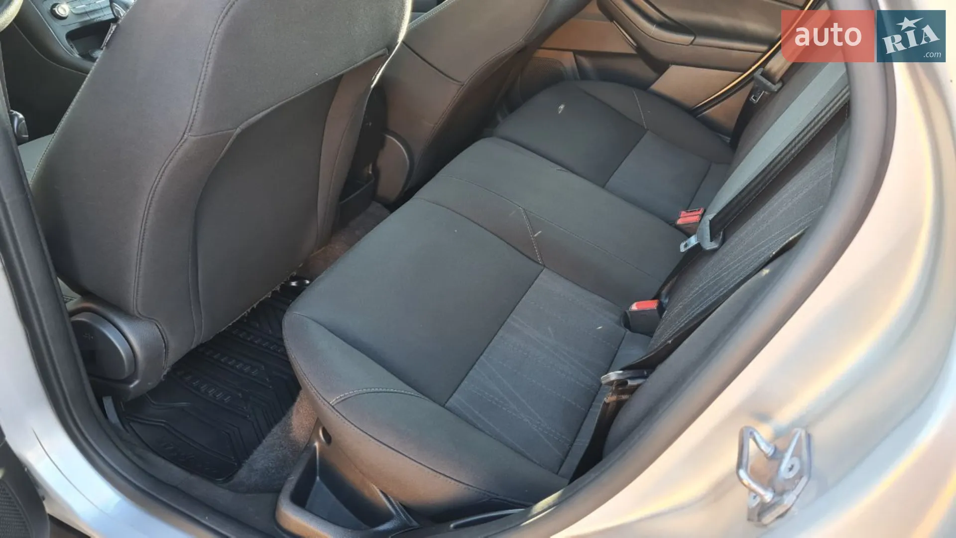 2018 Ford Focus - мініатюра 19
