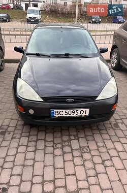 Хэтчбек Ford Focus 2001 в 