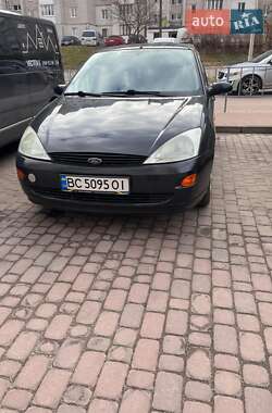 Хэтчбек Ford Focus 2001 в 