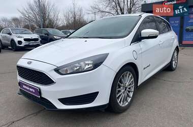 Хэтчбек Ford Focus 2016 в Днепре