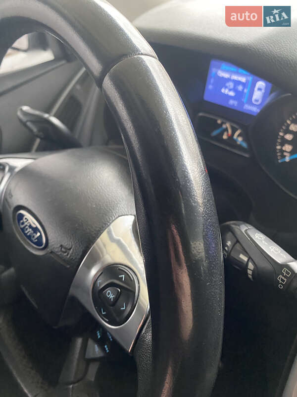Універсал Ford Focus 2012 в Бережанах