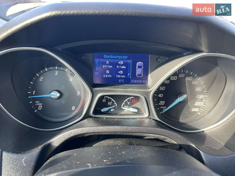 Универсал Ford Focus 2013 в Нововолынске