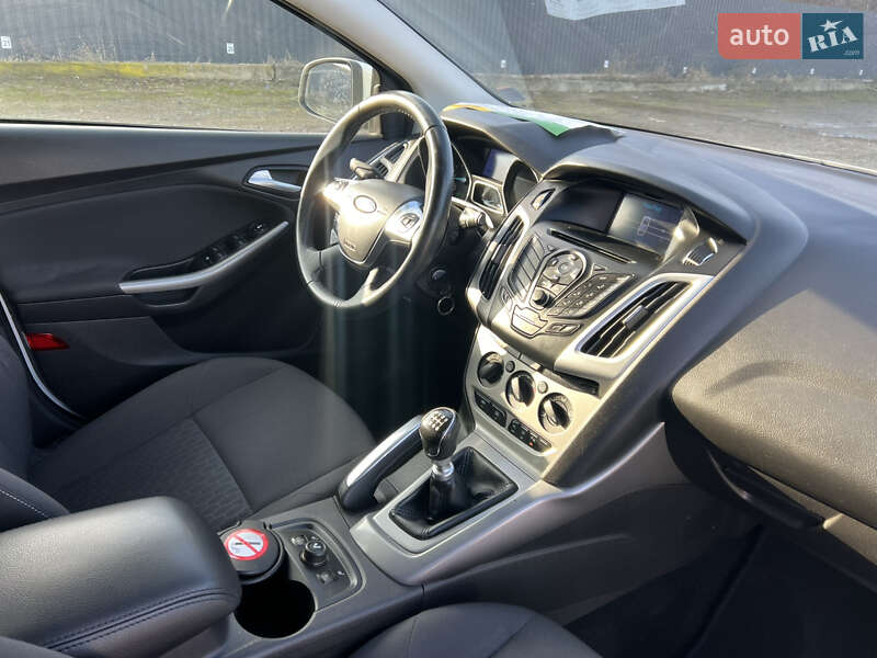 Универсал Ford Focus 2013 в Нововолынске