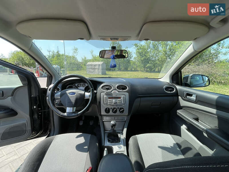 Универсал Ford Focus 2009 в Нововолынске