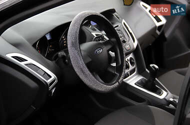 Хетчбек Ford Focus 2013 в Дніпрі