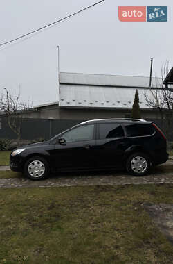 Универсал Ford Focus 2010 в 