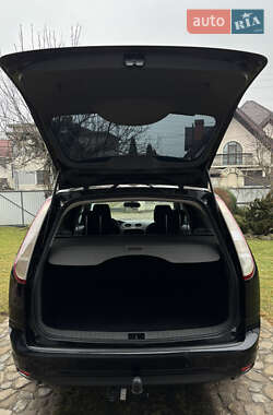 Универсал Ford Focus 2010 в 