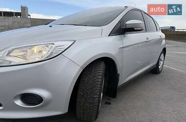 Хетчбек Ford Focus 2013 в Пустомитах