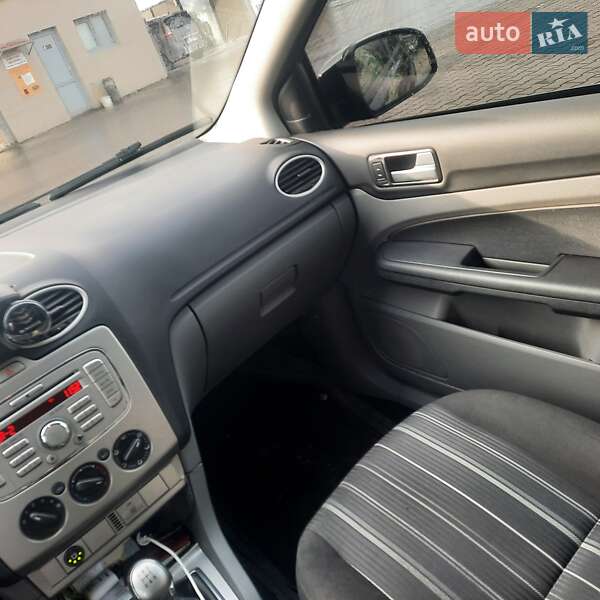Универсал Ford Focus 2008 в Луцке