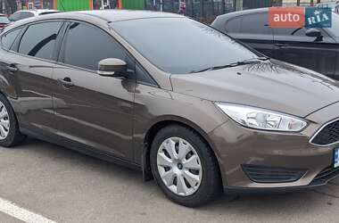 Хэтчбек Ford Focus 2016 в 