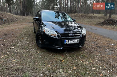 Хэтчбек Ford Focus 2013 в 