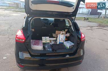 Хэтчбек Ford Focus 2017 в 
