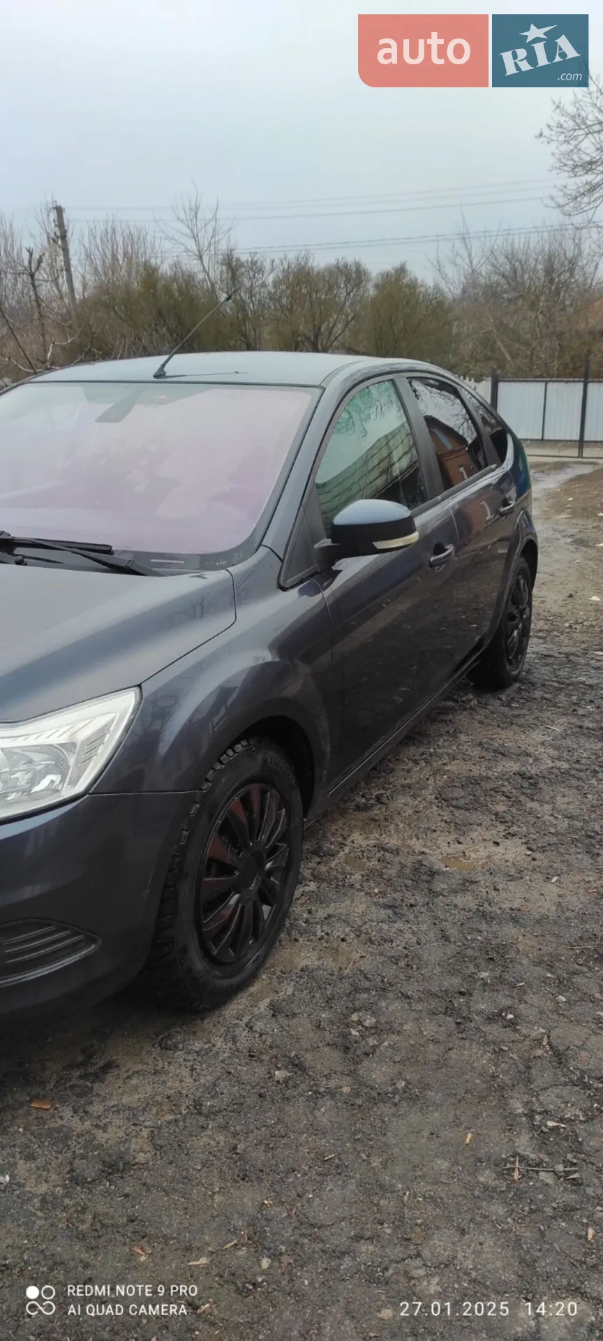 2010 Ford Focus - мініатюра 2