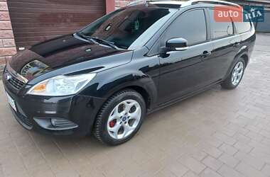 Универсал Ford Focus 2010 в Лановцах