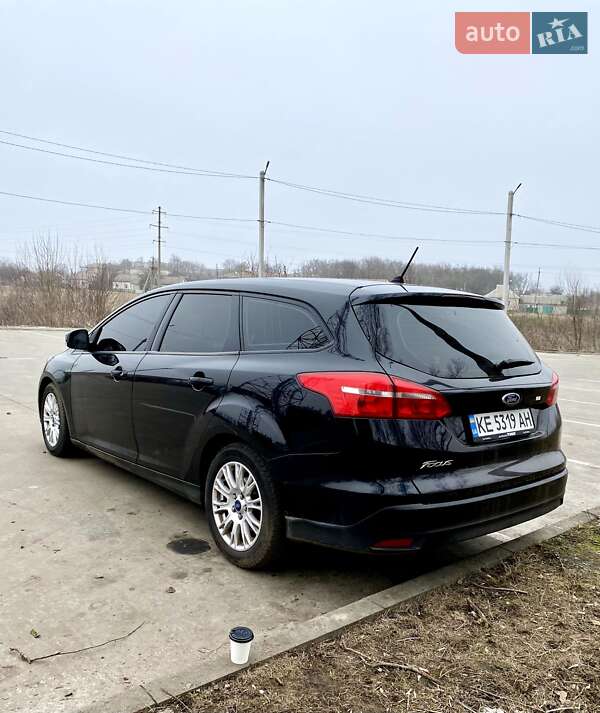 Универсал Ford Focus 2014 в Синельниково