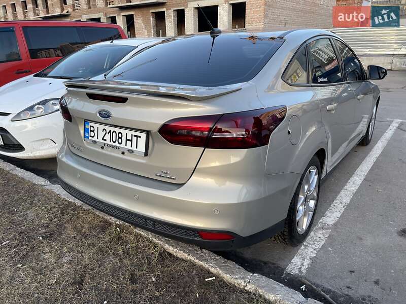 Седан Ford Focus 2015 в Полтаві