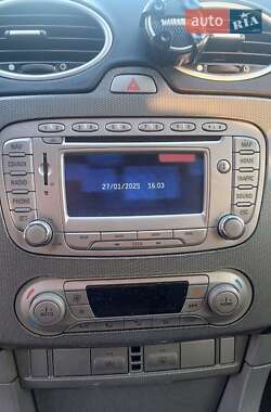 Универсал Ford Focus 2010 в 