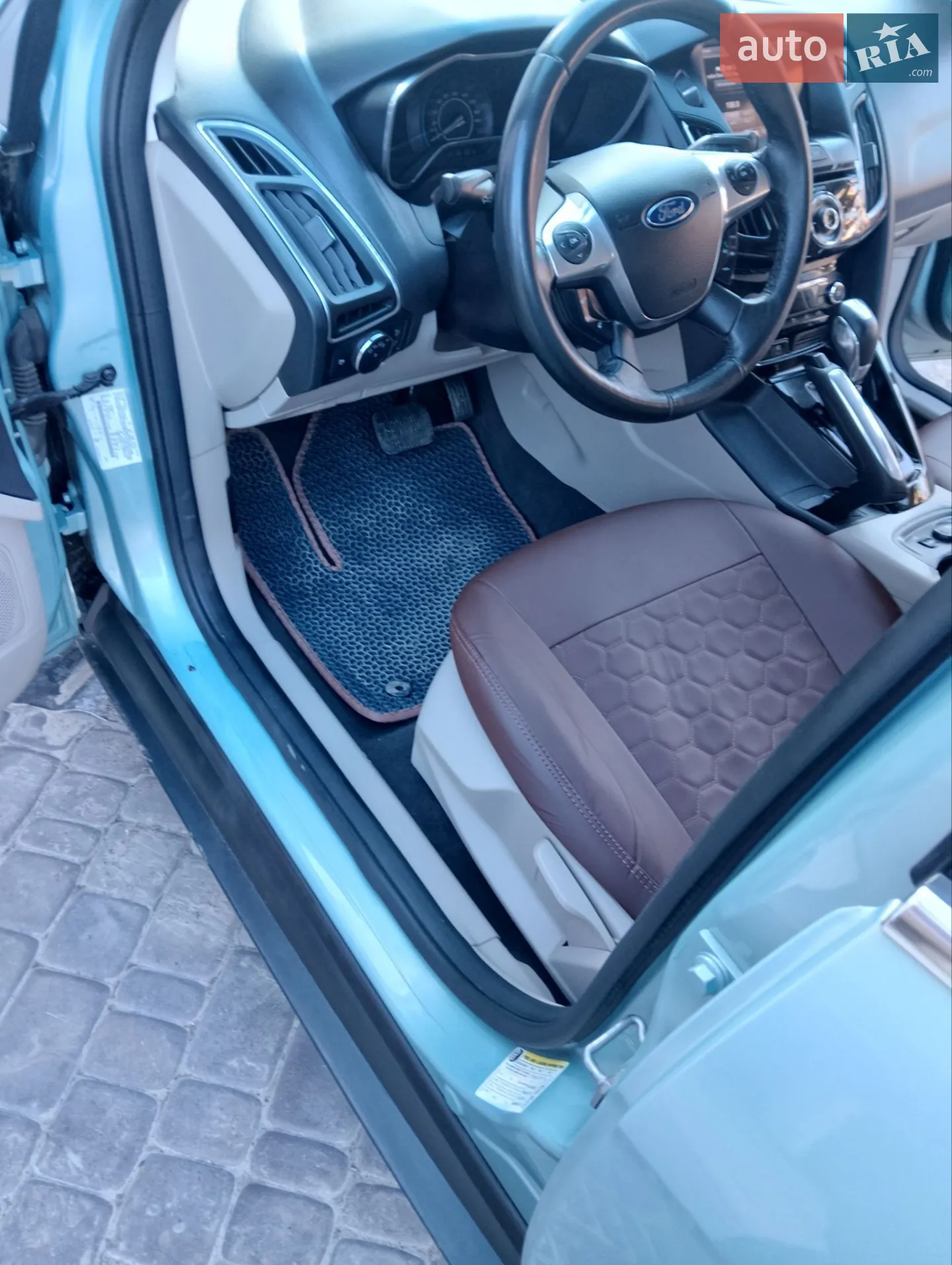 2012 Ford Focus - мініатюра 9