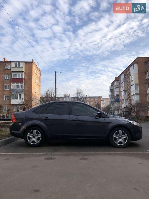 Седан Ford Focus 2008 в Калиновке