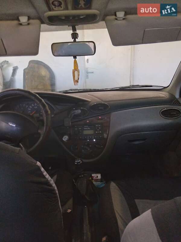 Універсал Ford Focus 1999 в Чернівцях