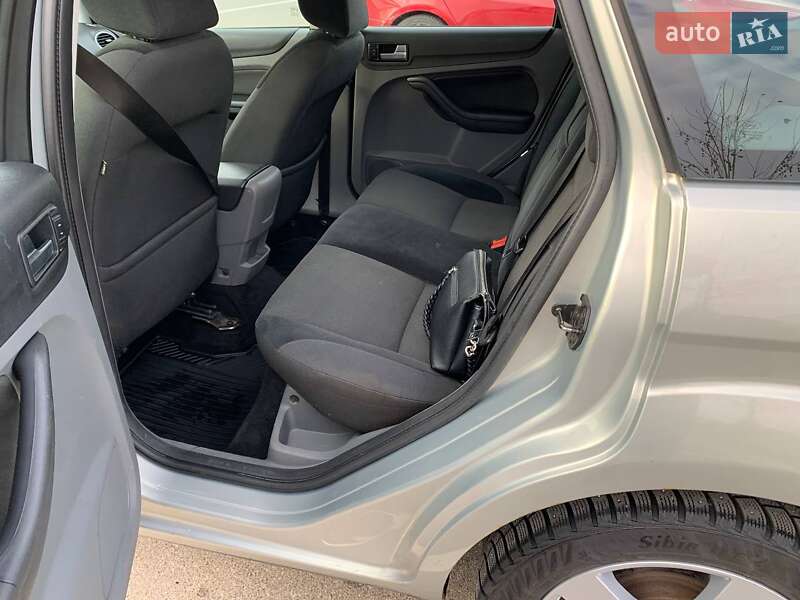 Универсал Ford Focus 2009 в Киеве